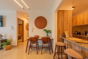 Una cocina o cocineta en Palm Vibe Condo - Downtown Punta Cana 91 fotos más