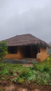 Gallery image of Natural mudhouse in Kanthalloor