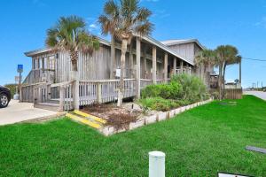 Το κτήριο όπου στεγάζεται  η παραθεριστική κατοικία