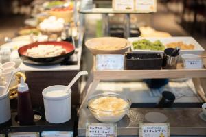 ホテルの敷地内または近くでの食事または食べ物
