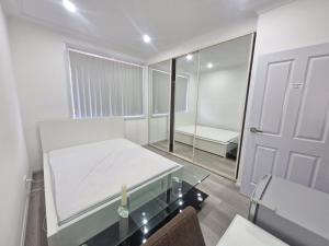 Fotografie z fotogalerie ubytování Lotus Saffron Sanctuary v destinaci Cabramatta