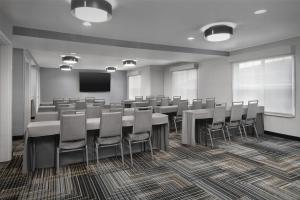 Homewood Suites by Hilton Newark-Cranford商务区和/或会议室