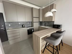 Φωτογραφία από το άλμπουμ του City Center Apartment στο Ζρένιανιν