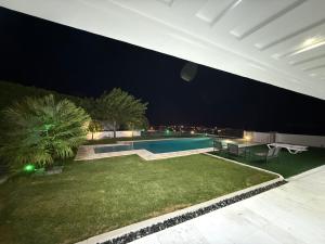 Bazén v ubytování Villa Hayet de haut standing nebo v jeho okolí