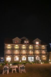 Gallery image of Hotel Demanchi By The Leaf in Kārandūkai