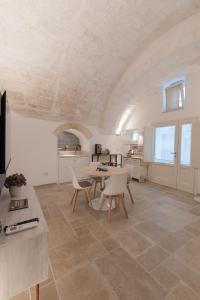 Nhà bếp/bếp nhỏ tại La Goccia Suite