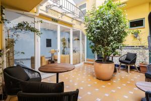 Posedenie v ubytovaní Hotel Agur