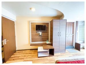 Zambala Retreat & Spa Darjeeling客房内的一张或多张床位
