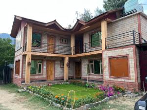 Το κτήριο όπου στεγάζεται  ο ξενώνας