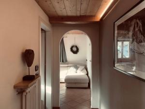 Postel nebo postele na pokoji v ubytování Snowflake Apartment