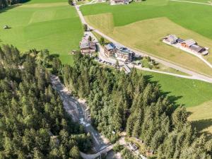 Gambar di galeri bagi Turmchalet Adults Only di Braies
