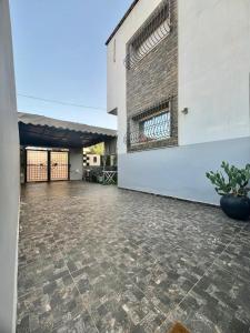 El edificio en el que está la villa 11 fotos más