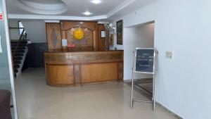 Ο χώρος του λόμπι ή της ρεσεψιόν στο The Aana Hotel Sohna -Gurgaon Road