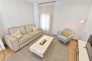 Χώρος καθιστικού στο New! comfortable apartment with easy access