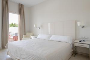 Gallery image of Hotel Atlántico in Zahara de los Atunes +78 photos