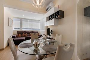 Μια τηλεόραση ή/και κέντρο ψυχαγωγίας στο Faro Downtown Suites - Ria Formosa