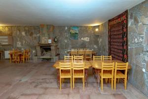 Fotografie z fotogalerie ubytování Valodia's Cottage v destinaci Vardzia + 37 fotografií