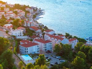 Příroda nedaleko aparthotelu