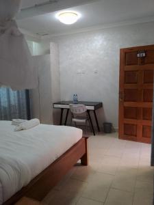 صورة لـ THE LAGOON RESORT AND Spa في Kutu