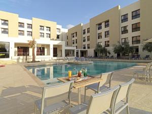 Bazén v ubytování Terminus City Center Oujda nebo v jeho okolí