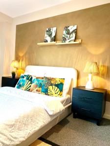 Fotografie z fotogalerie ubytování Safari 2 Bedroom Condo with Free Secure Parking v Manchesteru