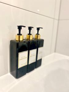 Fotografie z fotogalerie ubytování Safari 2 Bedroom Condo with Free Secure Parking v Manchesteru