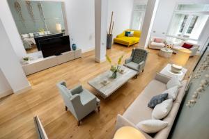 Posezení v ubytování INMálaga Luxury Loft 3