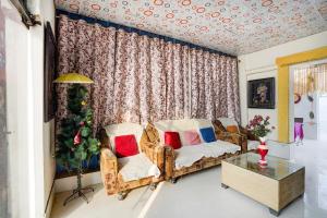Fotografie z fotogalerie ubytování Hotel O R B Farms v destinaci Ghaziabád