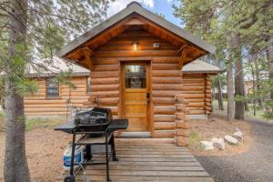 Gallery image of YCC Cabin in West Yellowstone