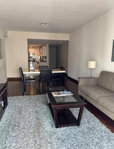 Kuchyň nebo kuchyňský kout v ubytování Cómodo apartamento brickell