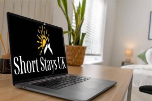 TV/trung tâm giải trí tại City Heights Studio - Short Stays UK