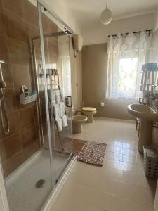 Bilik mandi di Casa Giacinti