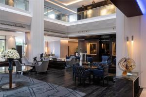Radisson Blu Hotel, Nairobi Upper Hill的休息区