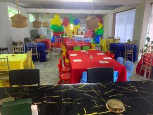 Εστιατόριο ή άλλο μέρος για φαγητό στο VILLA GRANDEZZA +60 φωτογραφίες