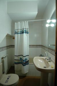 Koupelna v ubytování Apartamentos Turísticos Rural Los Tinaos