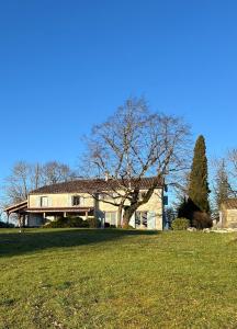 Budova, kde se prázdninový dům nachází