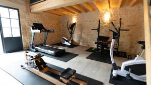 an overhead view of a gym with exercise equipment at Château Clos des Maurins in Vérac