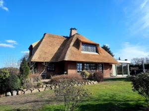 O grădină în afara Friesenhaus nahe Wattenmeer Welterbe