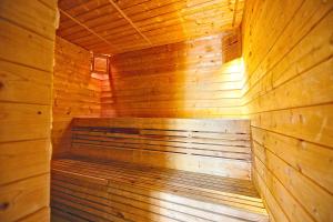 Fotografie z fotogalerie ubytování Solna Chata-dom na wyłączność Grota solna, balia, sauna, basen v destinaci Rajcza