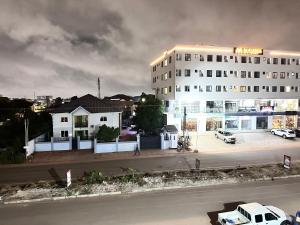 Το κτήριο όπου στεγάζεται  το διαμέρισμα