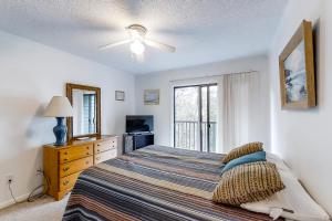 Gallery image of Island Beach & Racquet Club G104 in Atlantic Beach +10 photos