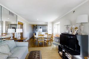 Ruang duduk di Dunescape Villas 245