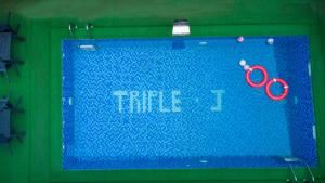 صورة لـ Triple J Universal Hotel and Suites في أسابا