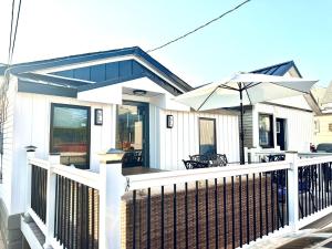Balkón nebo terasa v ubytování Coastal Sands Inn
