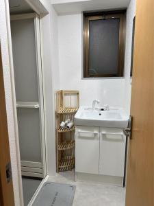 Koupelna v ubytování 201 Melon Home難波日本橋 徒歩10分黒門市場 徒歩5分心斎橋 1駅 広いお部屋