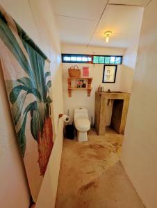 Ένα μπάνιο στο Don Jiménez Guesthouse