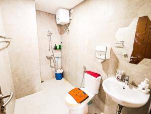 Ένα μπάνιο στο Lovina 12-01 at Pollux Habbie