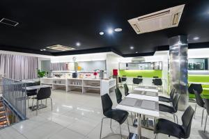 Restaurace v ubytování Swift Inn Aeropolis Airport