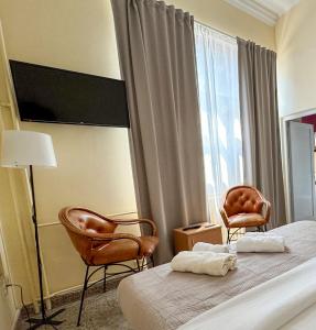 Μια τηλεόραση ή/και κέντρο ψυχαγωγίας στο Vila club 011