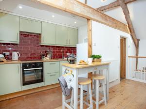 Dapur atau dapur kecil di Thorne Farm Annexe +16 gambar